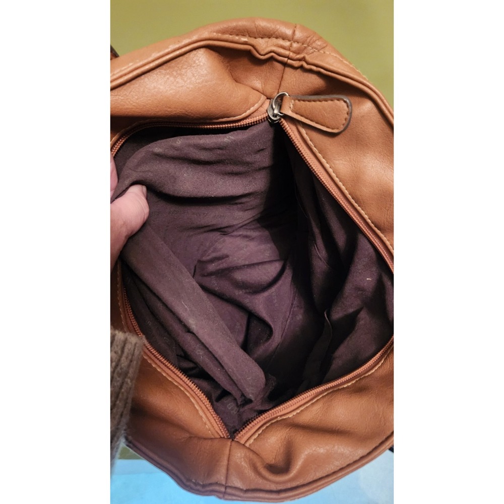 Roots Tan Coloured Purse - Picture 6 of 13